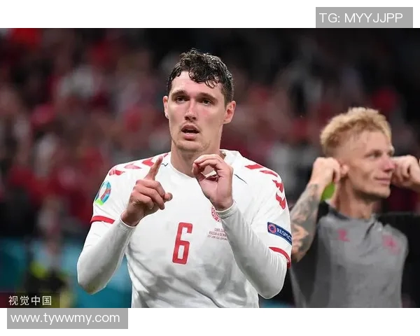 丹麦足球明星艾里克森的传奇之路与不屈精神展现